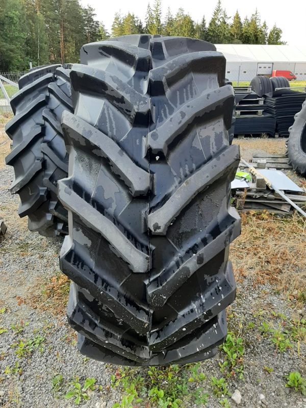 2x Opona używana rolnicza 600/70R30 TRELLEBORG TM900 3400zł W4577 - obrazek 4