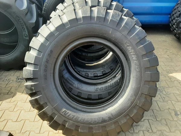 4x Opona używana przemysłowa 12.00R24 MICHELIN X MINED 2 1900zł W4581 - obrazek 2