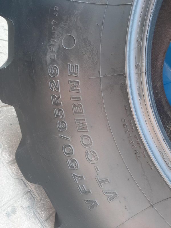 Opona używana rolnicza 750/65R26 BRIDGESTONE VT COMBINE 1800zł W4583 - obrazek 3