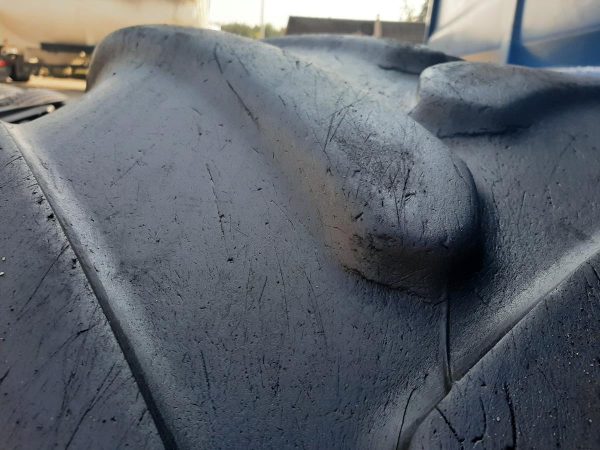 Opona używana rolnicza 750/65R26 BRIDGESTONE VT COMBINE 1800zł W4583 - obrazek 8
