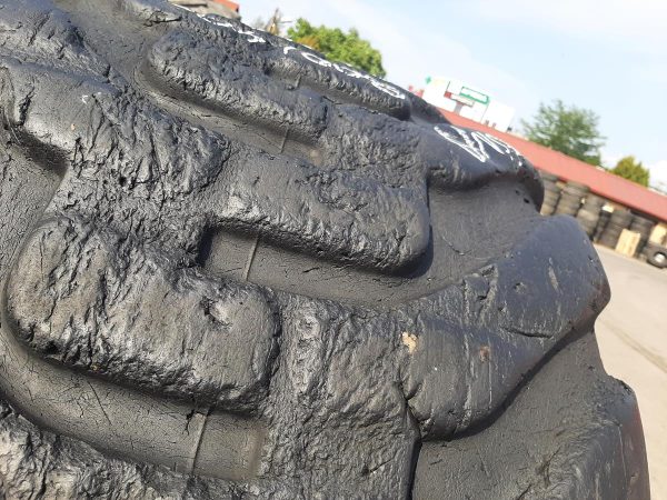 Opona używana leśna 800/40-26.5 NOKIAN FOREST KING TRS2 2900zł W4585 - obrazek 6