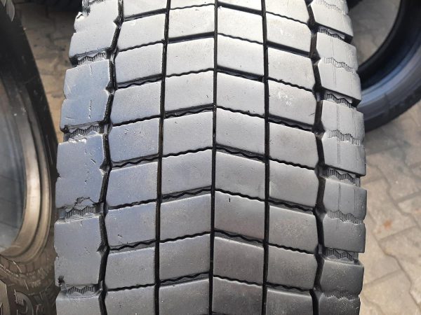 Opona używana ciężarowa 245/70R19.5 CONTINENTAL ONTI HYBRID HD3 400zł C2572 - obrazek 4