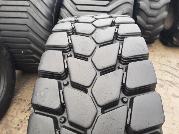 Opona używana ciężarowa 315/80R22.5 PIRELLI TG 01; 800zł C2576 - obrazek 5