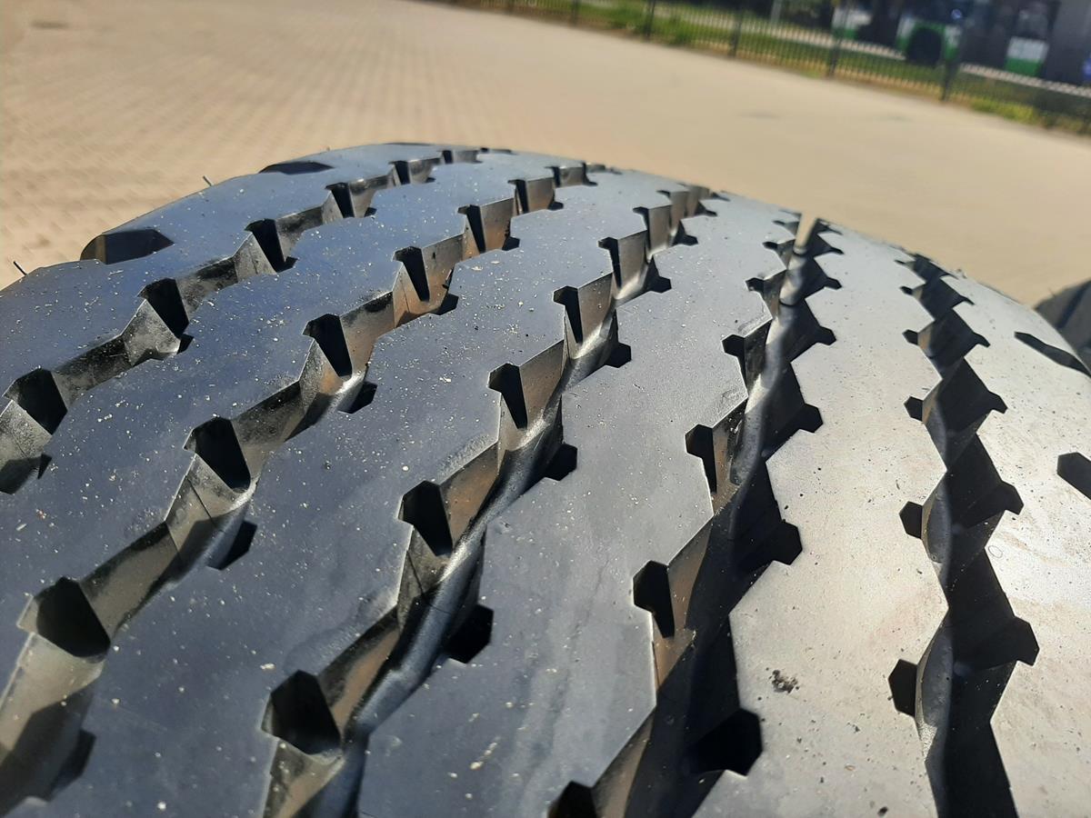 2x Opona używana przemysłowa 14.00R20 MICHELIN G-20 XZA4; 1200zł W4589 - obrazek 8