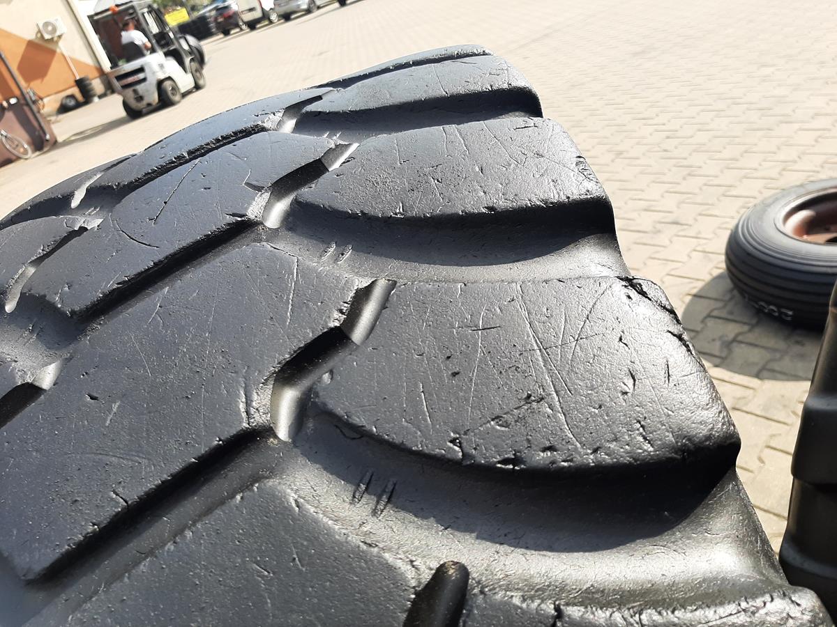 Opona używana przemysłowa 17.5R25 GOODYEAR RT-38 1400zł W4595 - obrazek 8