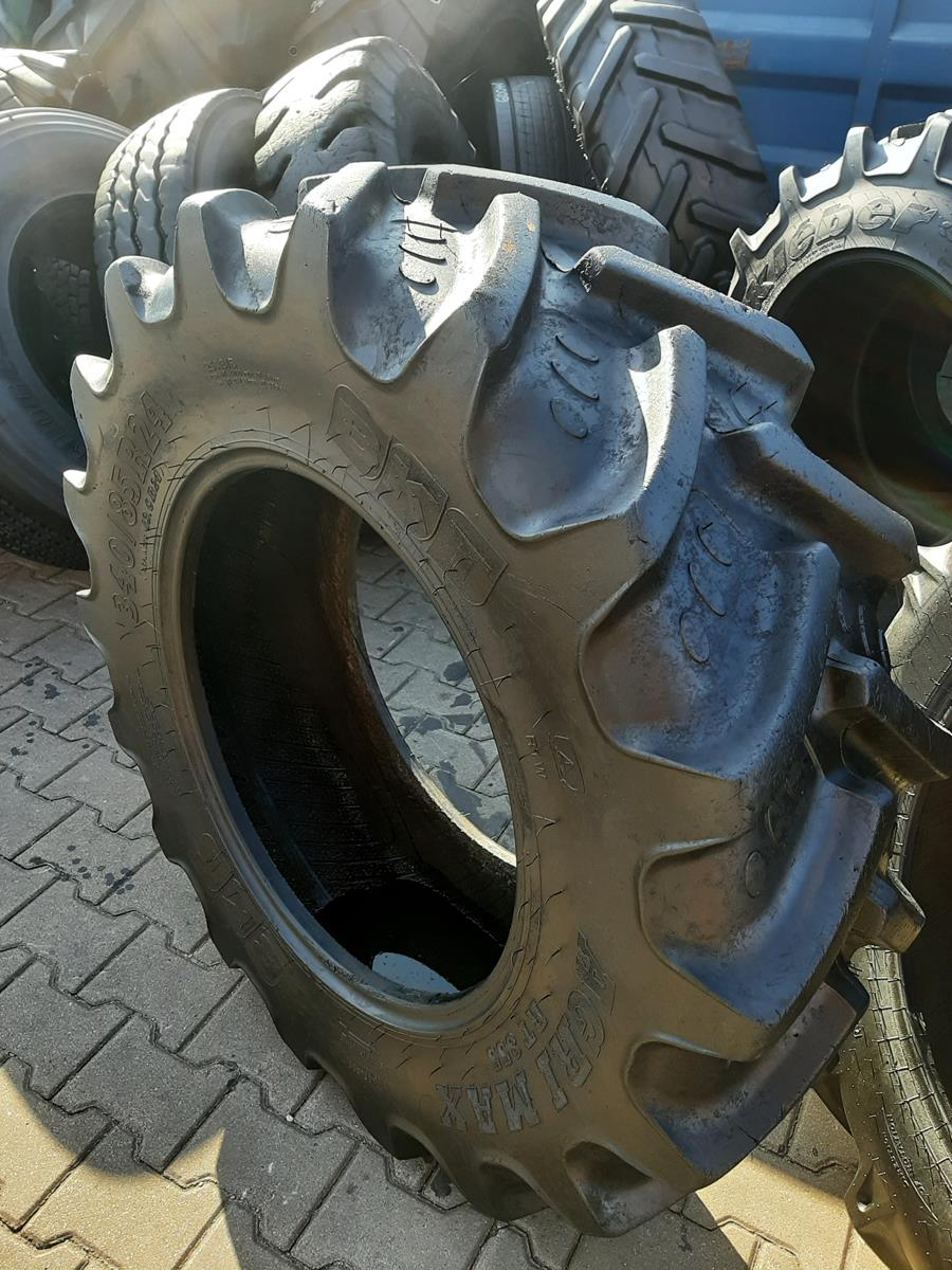 Opona używana rolnicza 340/85R24 13.6R24 BKT AGRIMAX RT855 800zł W4596 - obrazek 9