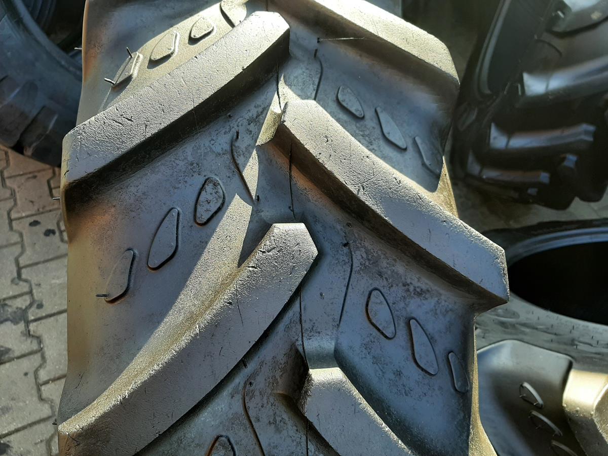 2x Opona używana rolnicza 340/85R24 13.6R24 KLEBER TRAKER 1000zł W4597 - obrazek 5