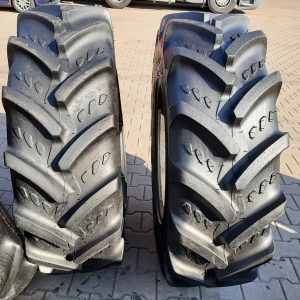 2x Opona używana rolnicza 340/85R24 13.6R24 KLEBER TRAKER 1000zł W4597