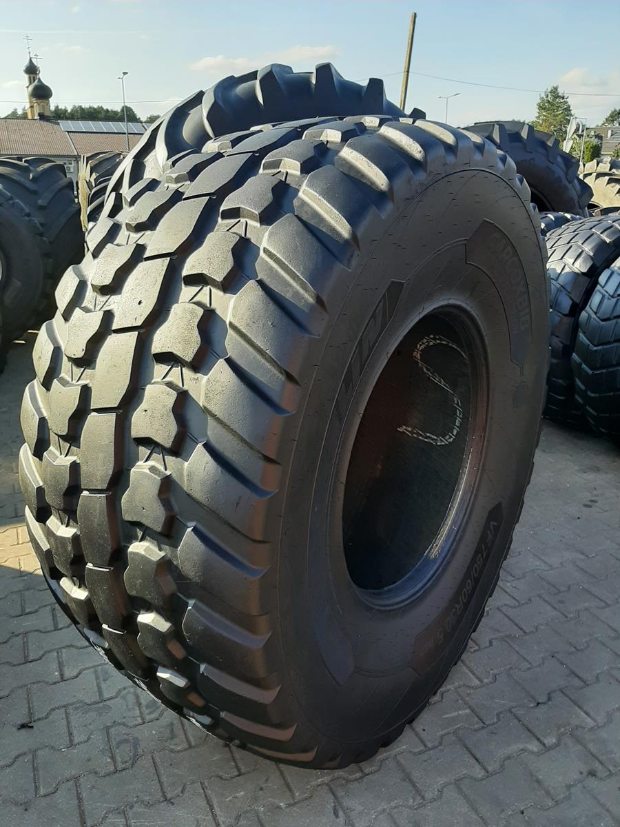 Opona używana rolnicza 750/60R30.5 MICHELIN CARGO XBIB 3800zł W4602 - obrazek 11