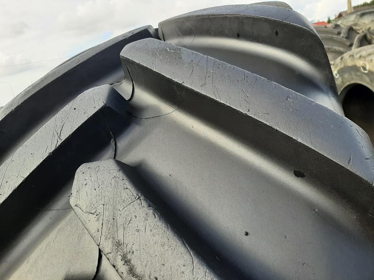 Opona używana rolnicza 620/75R30 MICHELIN AXIOBIB 3500zł W4608 - obrazek 6