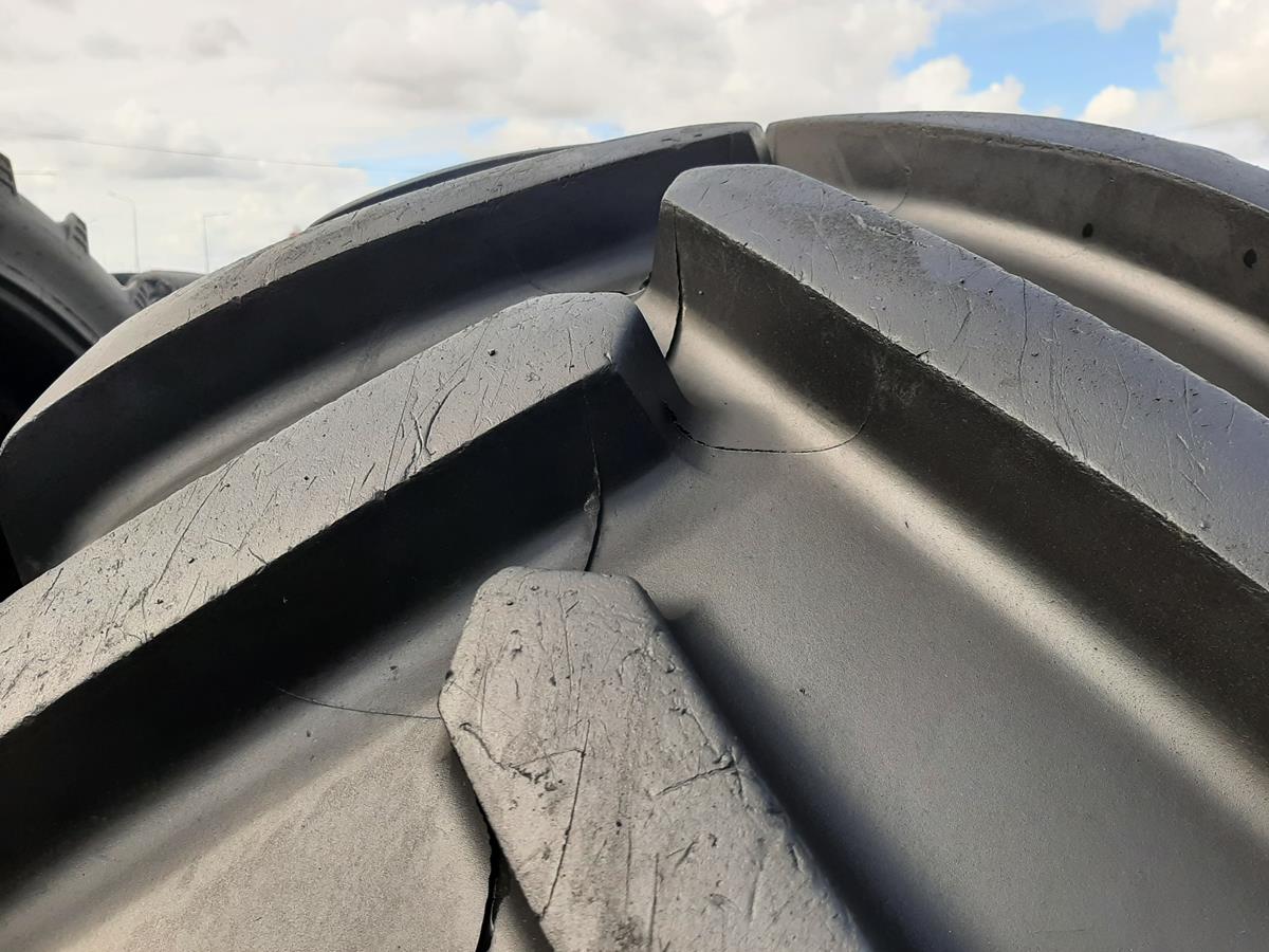 Opona używana rolnicza 620/75R30 MICHELIN AXIOBIB 3500zł W4608 - obrazek 9