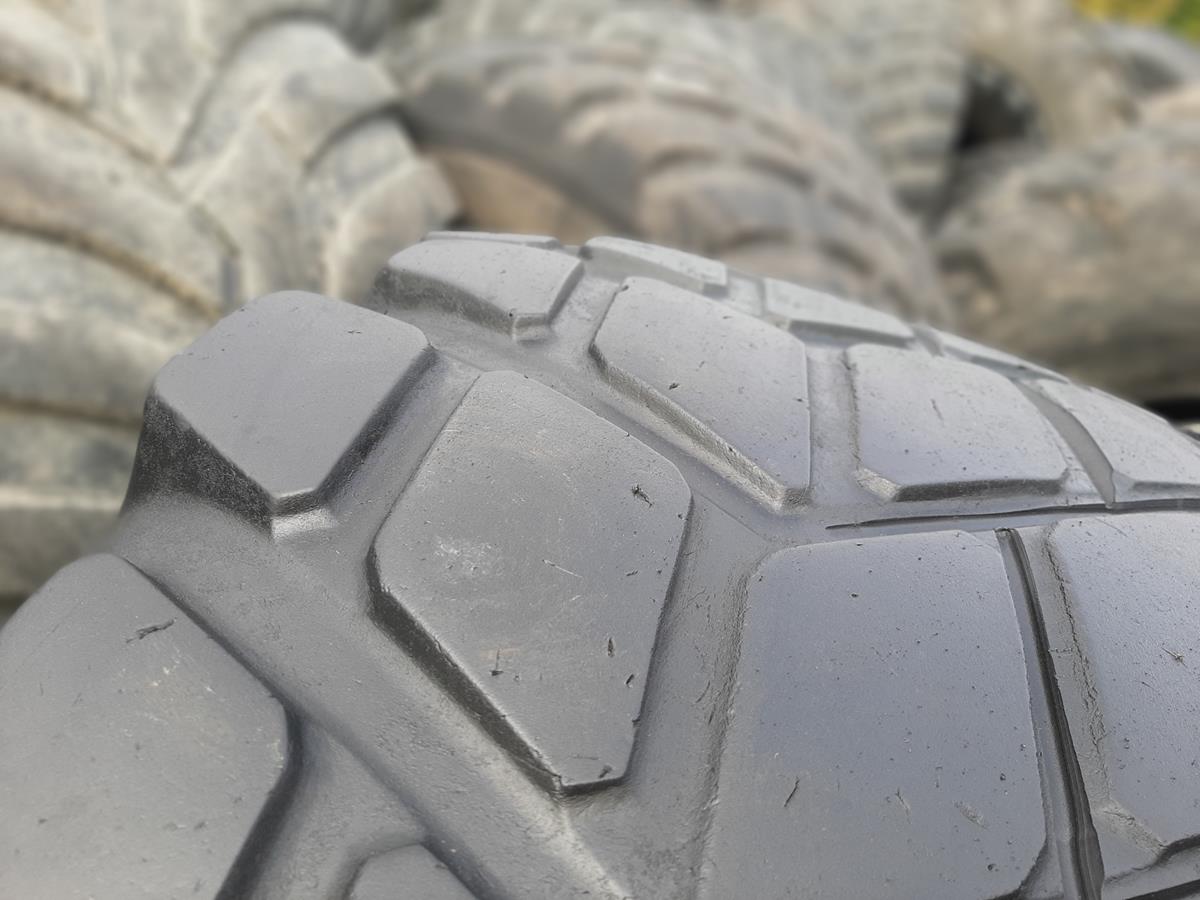 Opona używana rolnicza 24R20.5 ALLIANCE A-392; 1800zł W4610 - obrazek 8