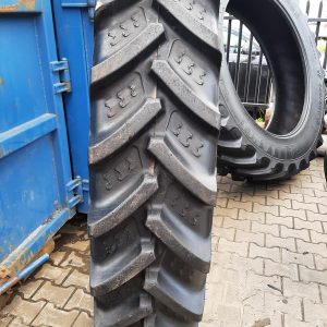 Opona używana rolnicza 320/90R50 12.4R50 BKT AGRIMAX RT945; 1900zł W4612