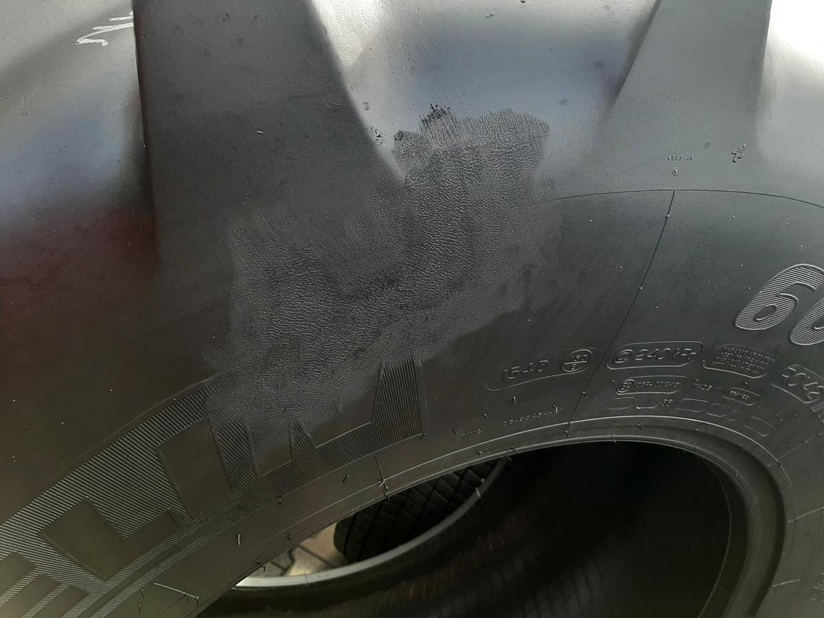 Opona używana rolnicza 600/65R28 MIECHELIN MACHXBIB 2100zł W4617 - obrazek 8