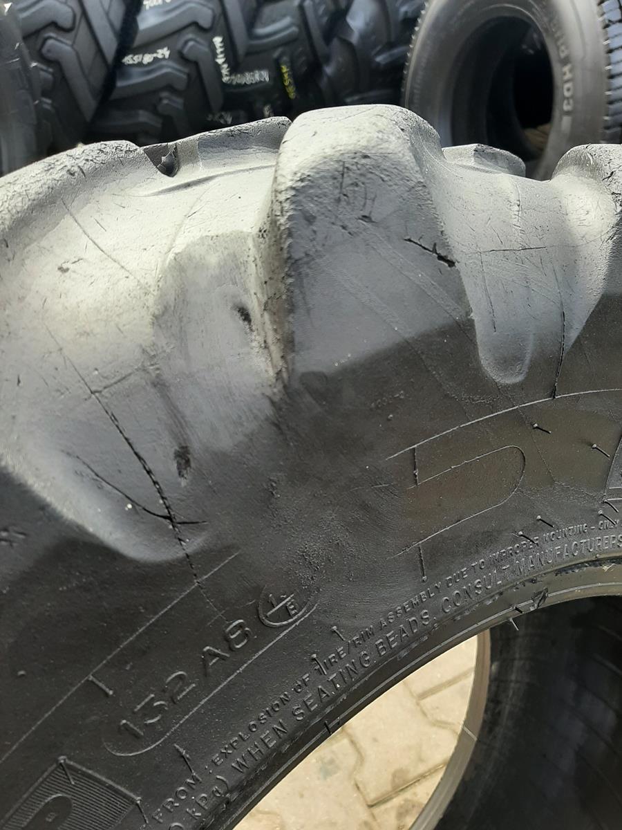 2x Opona używana przemysłowa 280/80R18 10.5/80R18 MICHELIN XMCL 700zł W4619 - obrazek 8