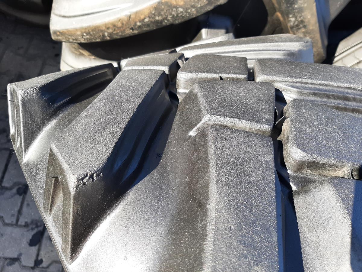 Opona używana przemysłowa 405/70-24 16/70-24 CAMSO MPT 1100zł W4622 - obrazek 5