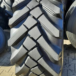 Opona używana przemysłowa 405/70-24 16/70-24 CAMSO MPT 1100zł W4622