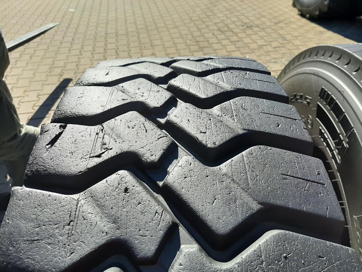 Opona używana ciężarowa 13R22.5 MATADOR DM4 700zł C2578 - obrazek 5