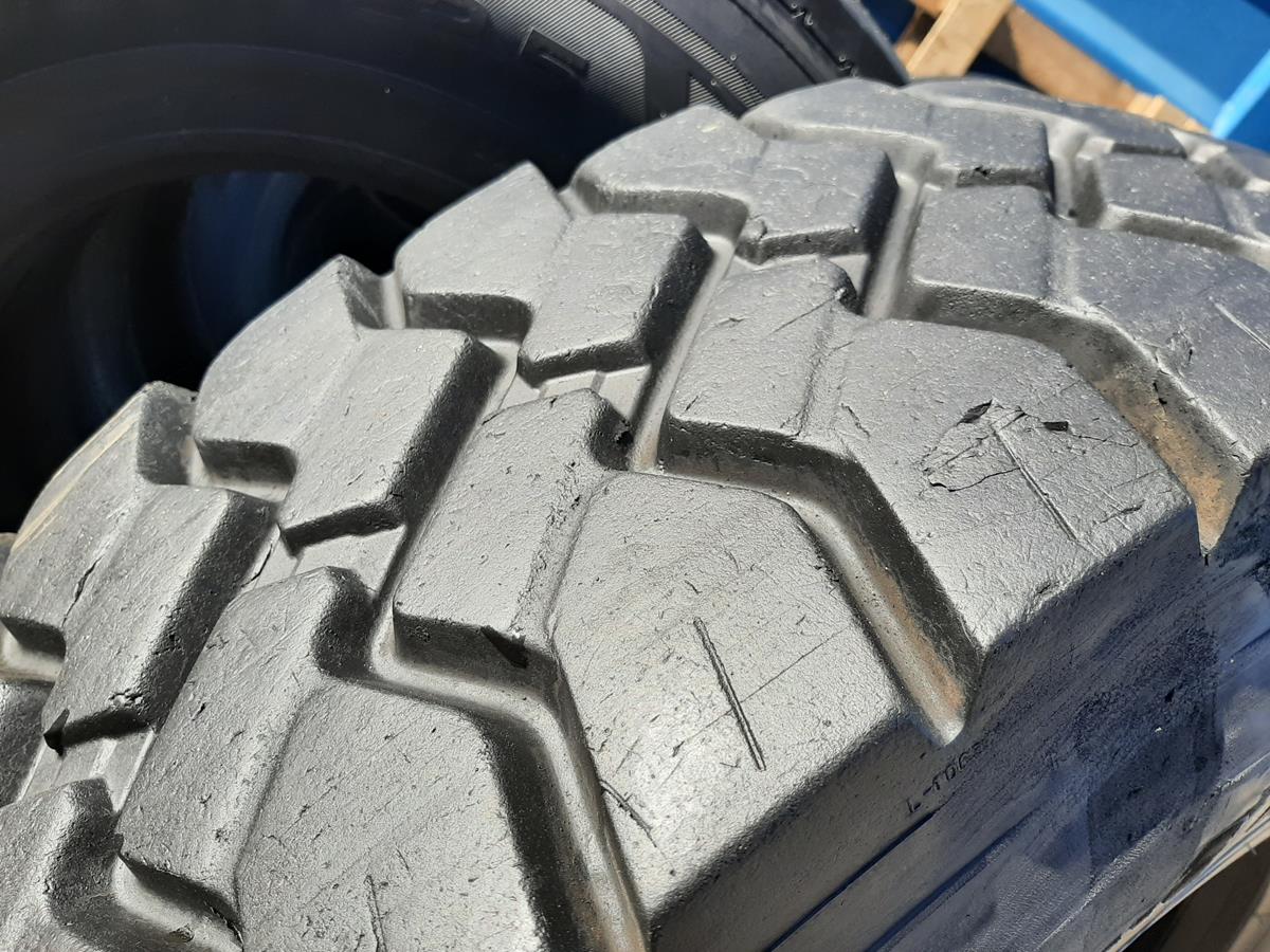 Opona używana ciężarowa 13R22.5 MATADOR DM4 700zł C2578 - obrazek 11