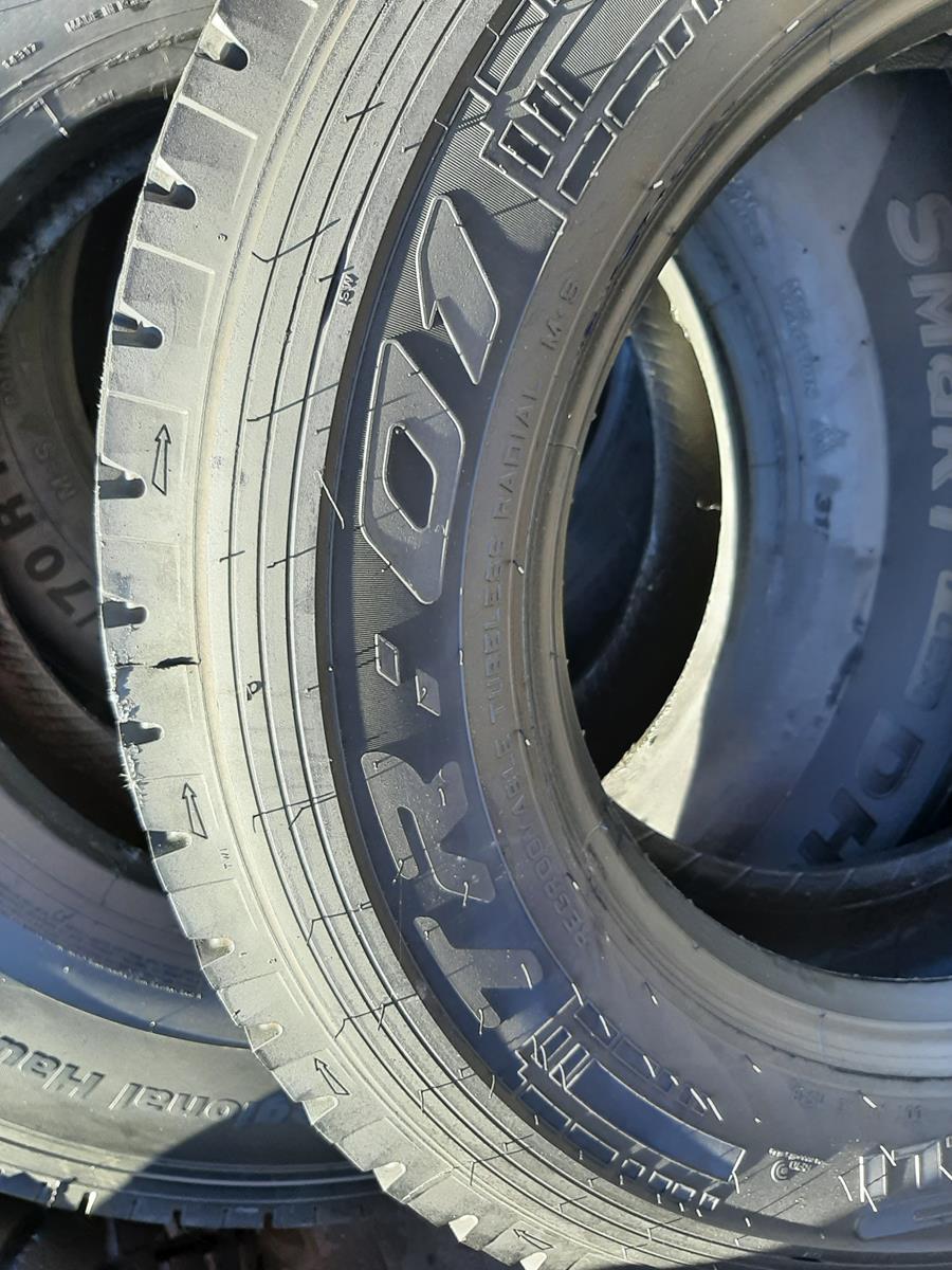 Opona używana ciężarowa 265/70R19.5 PIRELLI TR01; 450zł C2586 - obrazek 11