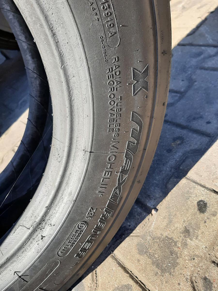 Opona używana ciężarowa 255/60R19.5 MICHELIN MAXI TRAILER XTA+E 550zł C2587 - obrazek 11