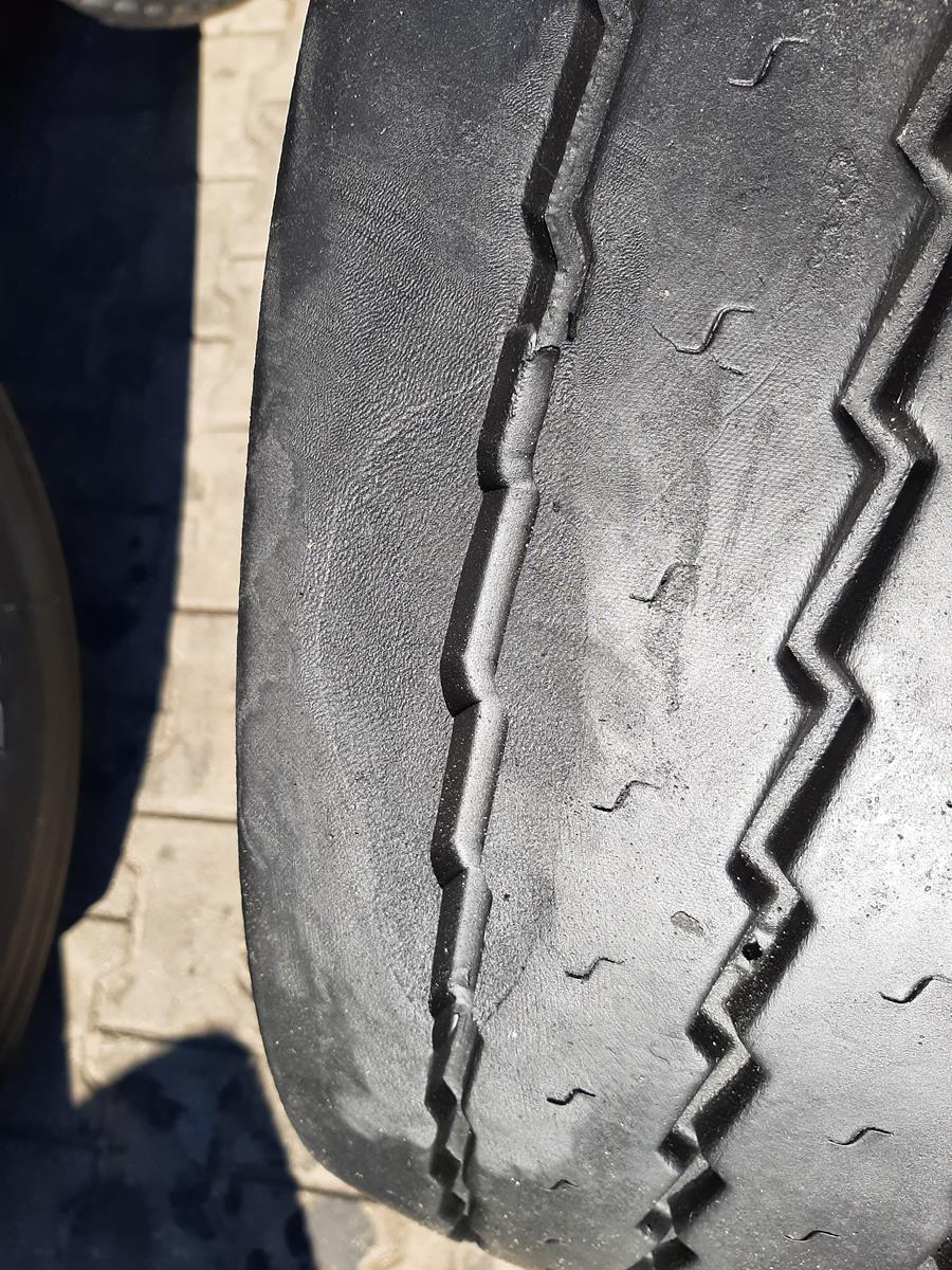 Opona używana ciężarowa 255/60R19.5 MICHELIN MAXI TRAILER XTA+E 550zł C2587 - obrazek 8
