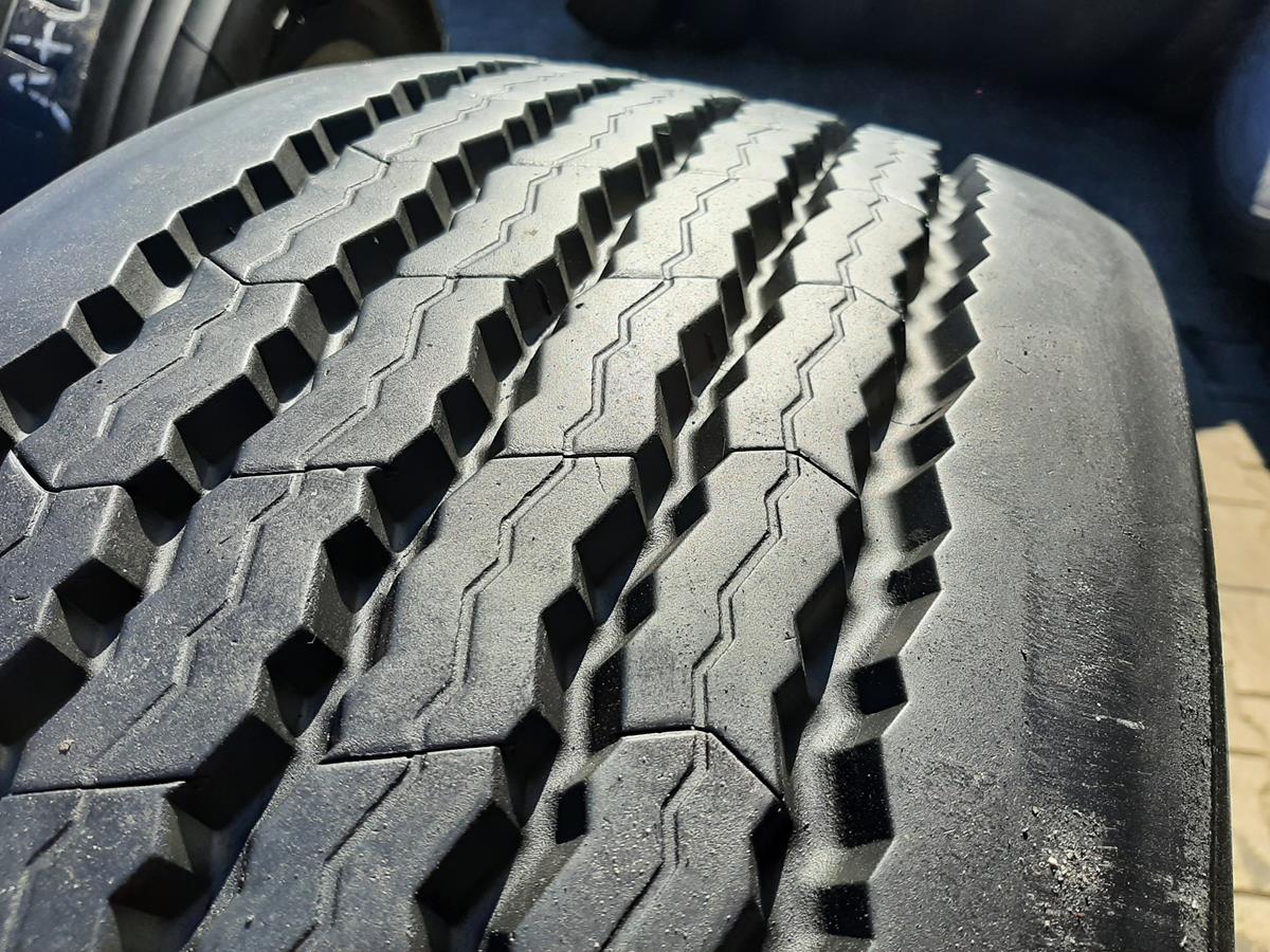 Opona używana ciężarowa 385/65R22.5 BRIDGESTONE R179+ 700zł C2590 - obrazek 7