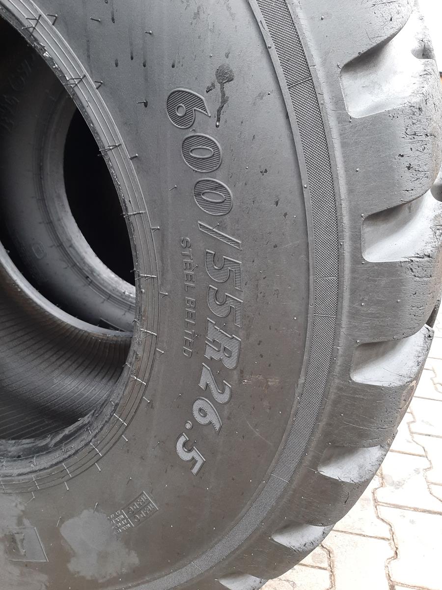 2x Opona używana rolnicza 600/55R26.5 BKT FL693 M 1900zł W4629 - obrazek 9