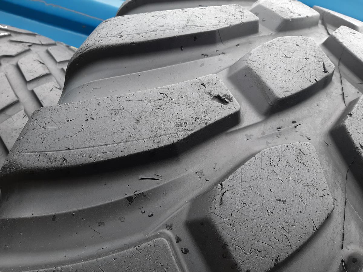 Opona używana rolnicza 750/60R30.5 NOKIAN FLOAT KING VF 3500zł W4633 - obrazek 6