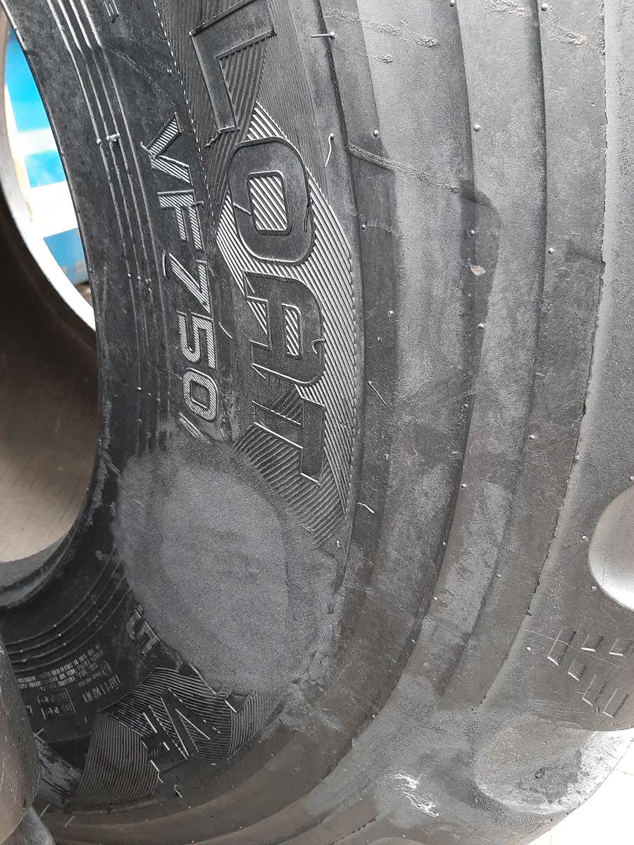 Opona używana rolnicza 750/60R30.5 NOKIAN FLOAT KING VF 3500zł W4633 - obrazek 8