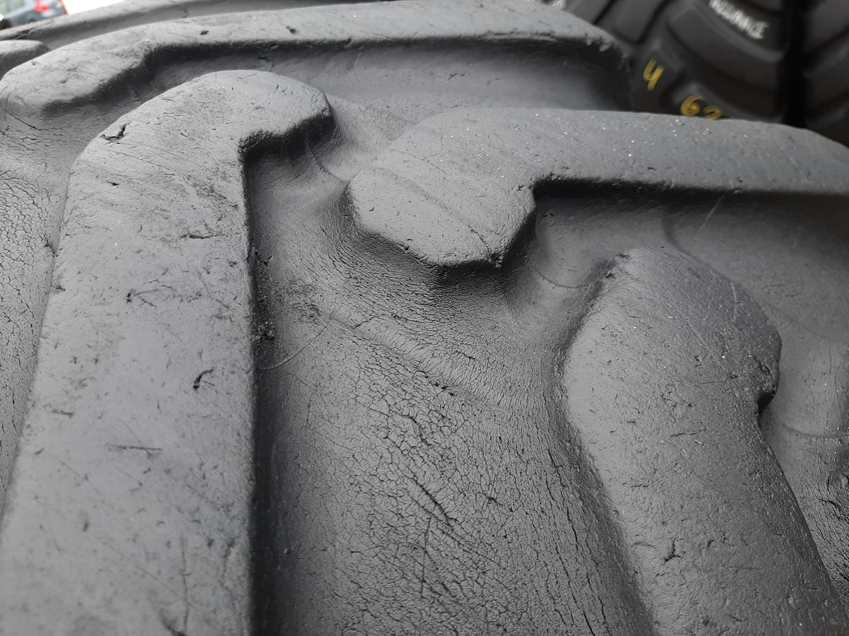 Opona używana 480/80-26 18.4-26 480/80-26 MICHELIN POWER CL 1100zł W4637 - obrazek 13