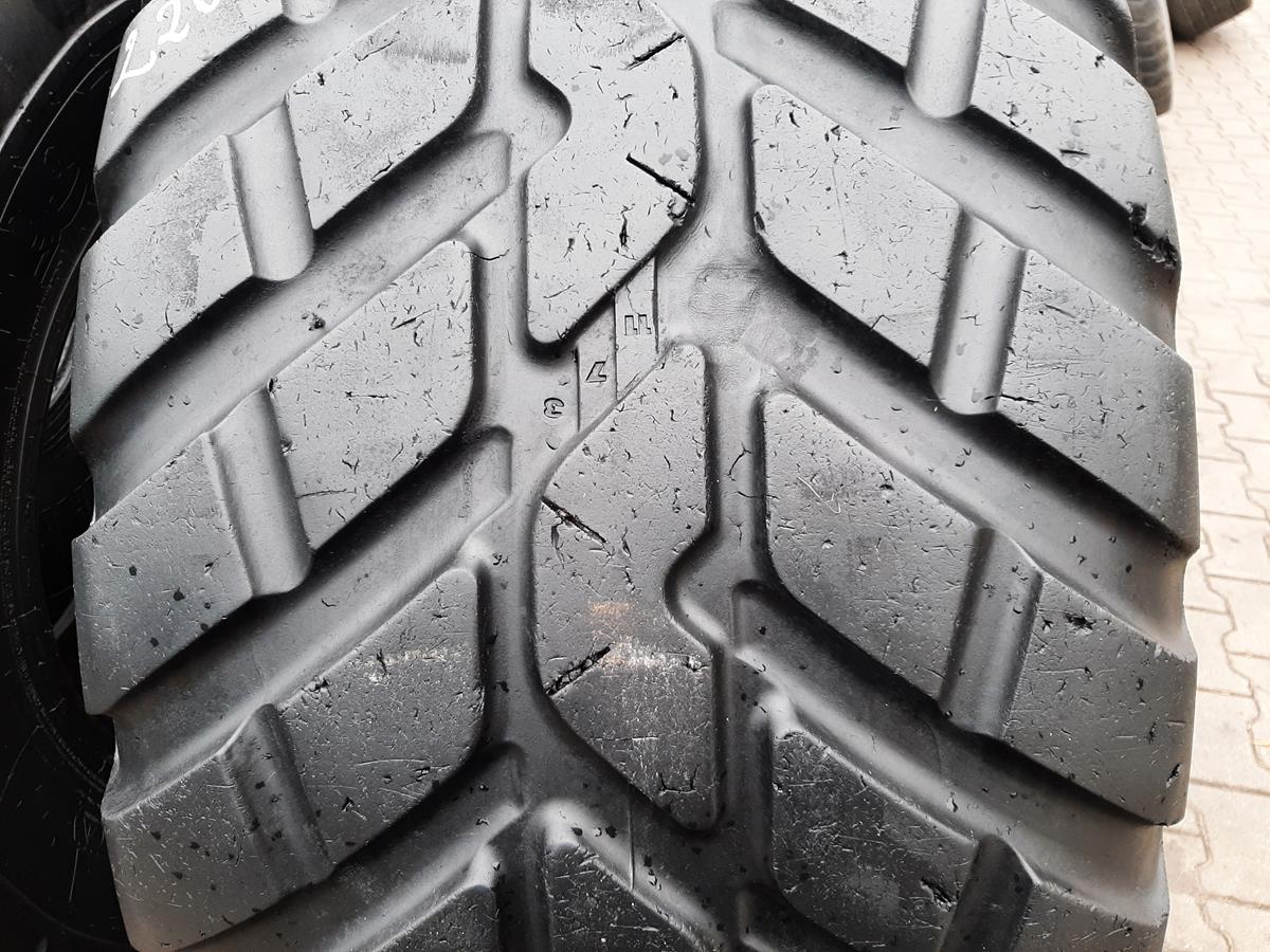 Opona używana rolnicza 620/60R26.5 NOKIAN COUNTRY KING 2200zł W4639 - obrazek 5