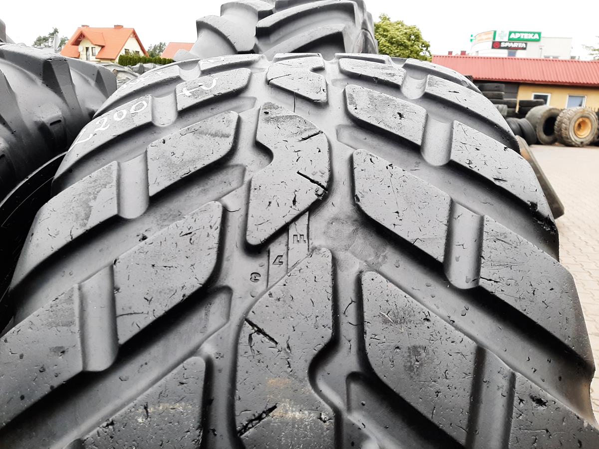 Opona używana rolnicza 620/60R26.5 NOKIAN COUNTRY KING 2200zł W4639 - obrazek 4
