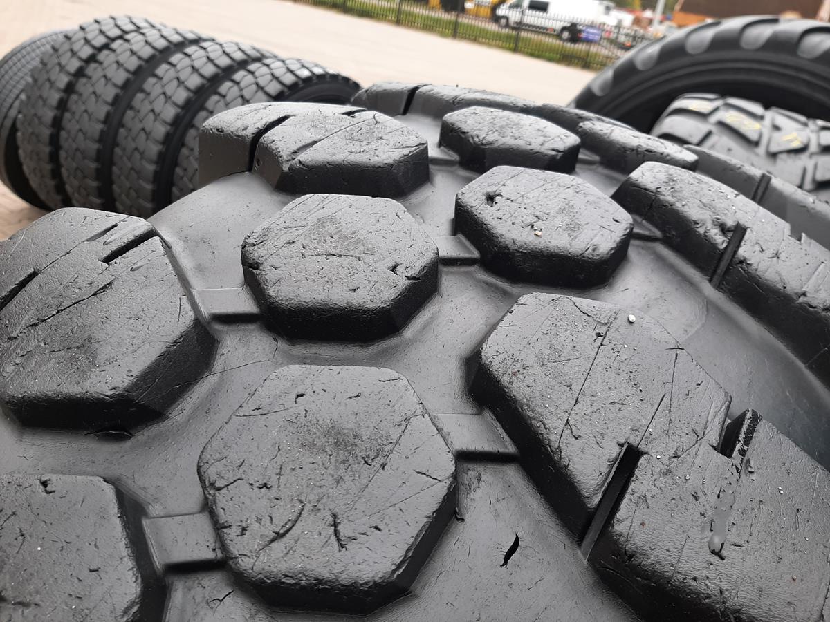 Opona używana przemysłowa 480/80R26 18.4R26 MICHELIN BIBLOAD 2000zł W4640 - obrazek 6