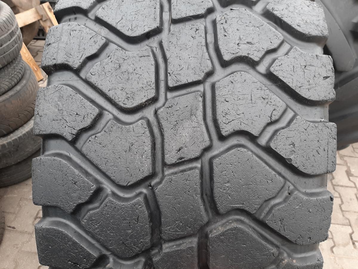 Opona używana rolnicza 24R20.5; 605/70R20.5 MAXAM 2400zł W4642 - obrazek 4