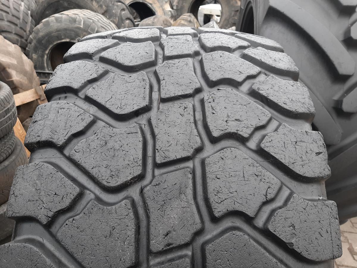 Opona używana rolnicza 24R20.5; 605/70R20.5 MAXAM 2400zł W4642 - obrazek 5