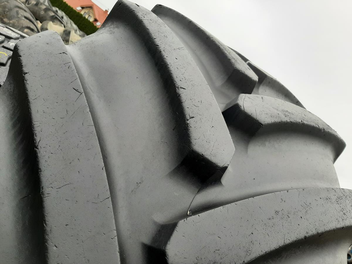 Opona używana rolnicza 710/60R42 MICHELIN AXIOBIB 2; 5500zł W4644 - obrazek 5