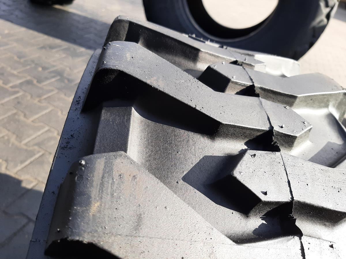 Opona używana przemysłowa 12-16.5 TVS STH5 HI WALL 300zł W4651 - obrazek 8