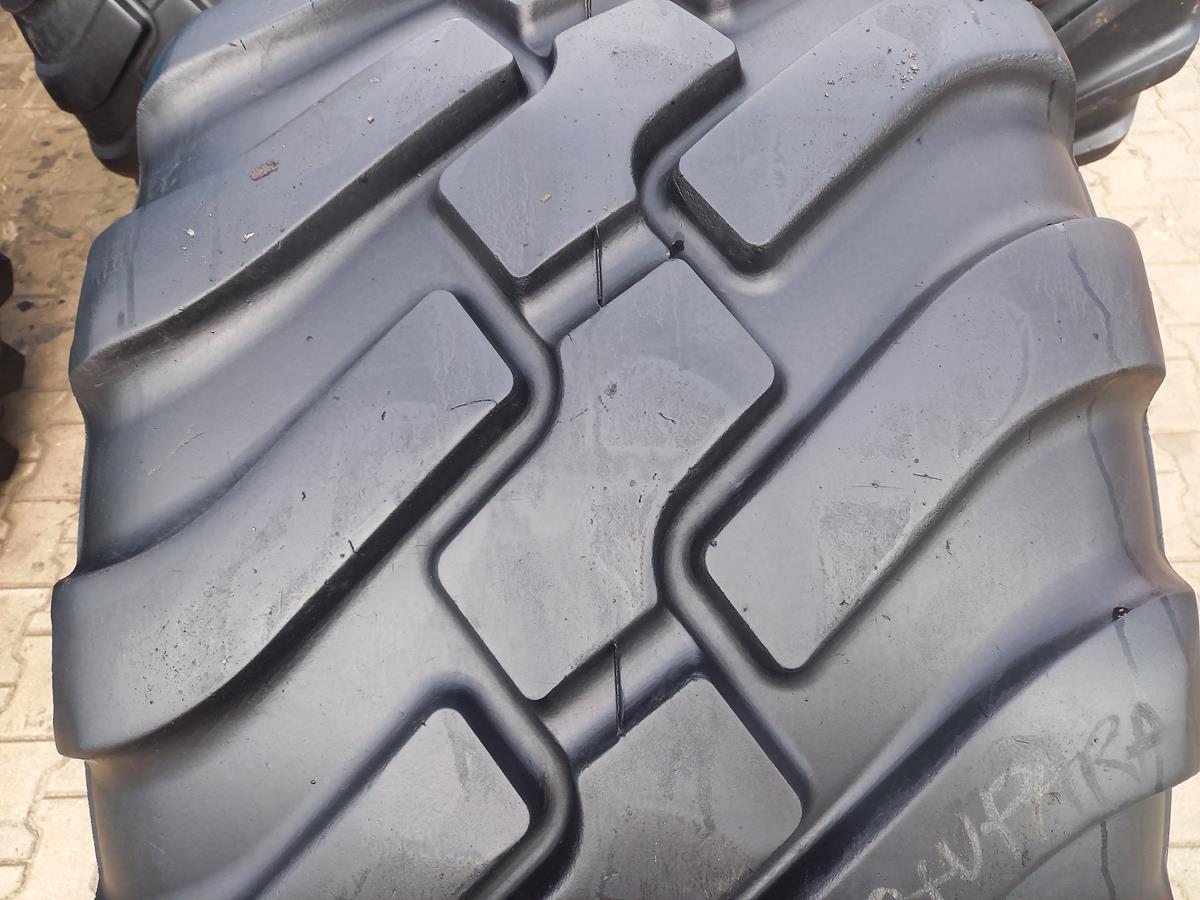 2x Opona używana rolnicza 600/55R26.5 BKT FLOTATION 630 ULTRA 1800zł W4659 - obrazek 4