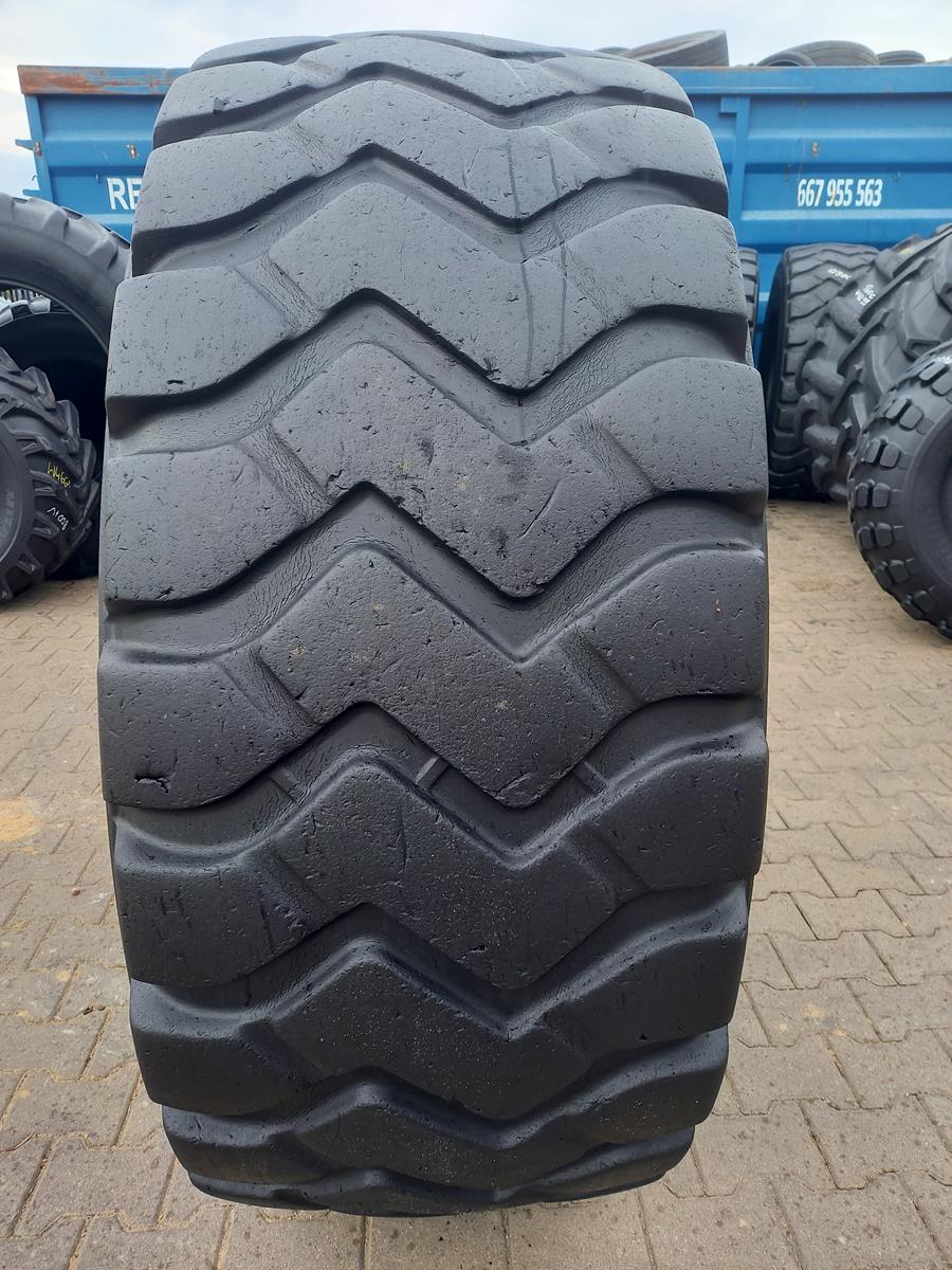 4x Opona używana przemysłowa 23.5R25 MTP WB01 2700zł W4663 - obrazek 4