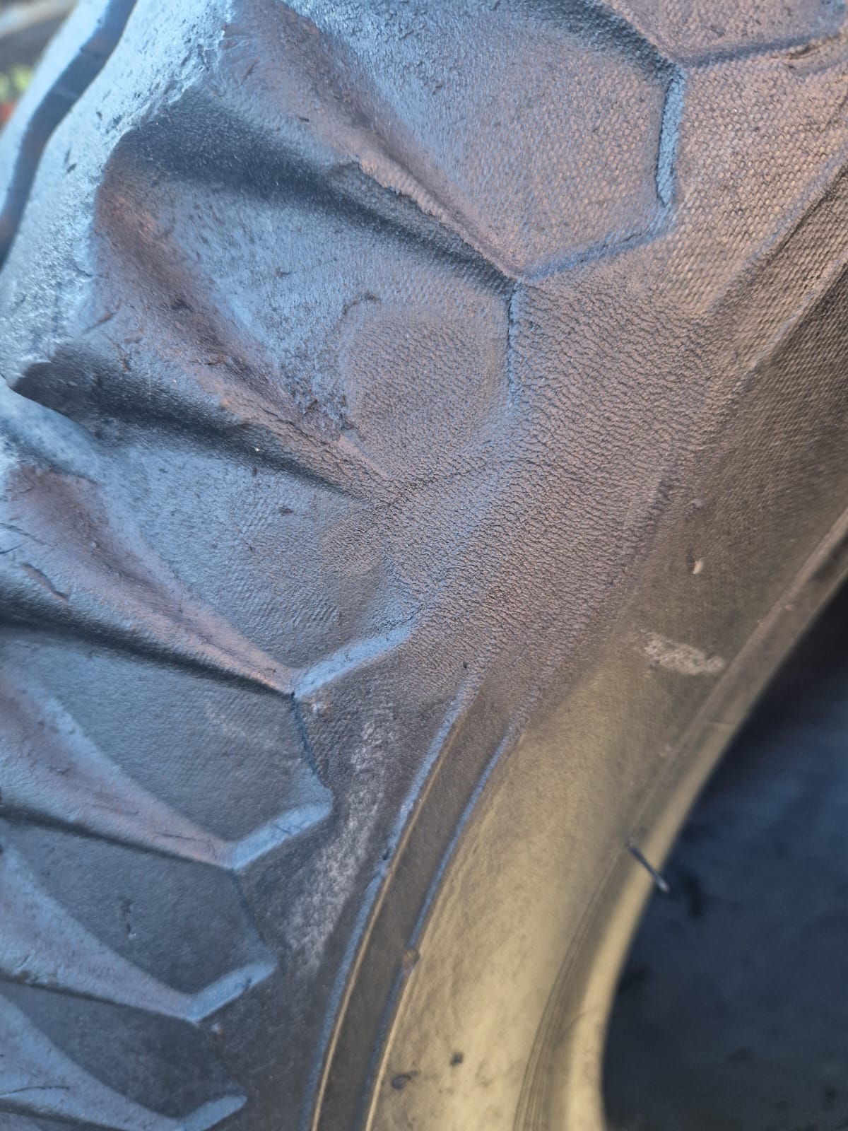 2x Opona używana rolnicza 19.0/45-17 VREDESTEIN AW 450zł W4632 - obrazek 7