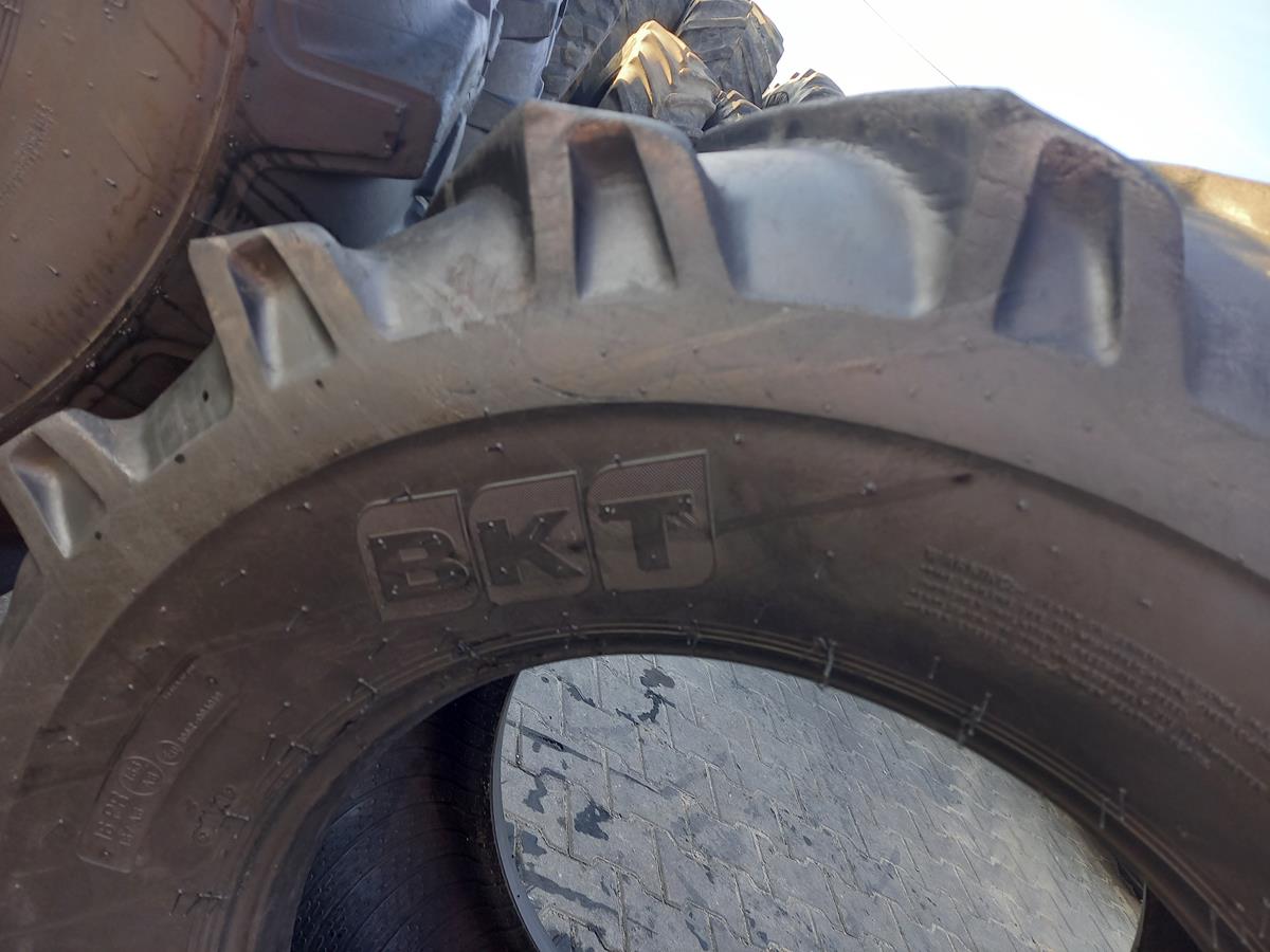 Opona używana przemysłowa 445/65-22.5 18-22.5 BKT MP 590 800zł W4666 - obrazek 9