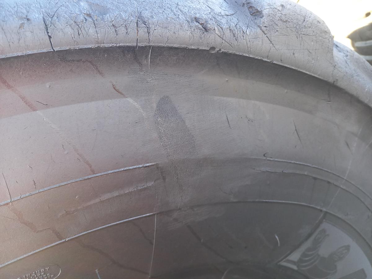 Opona używana przemysłowa 750/65R25 30/65R25 MICHELIN 4200zł W4667 - obrazek 8