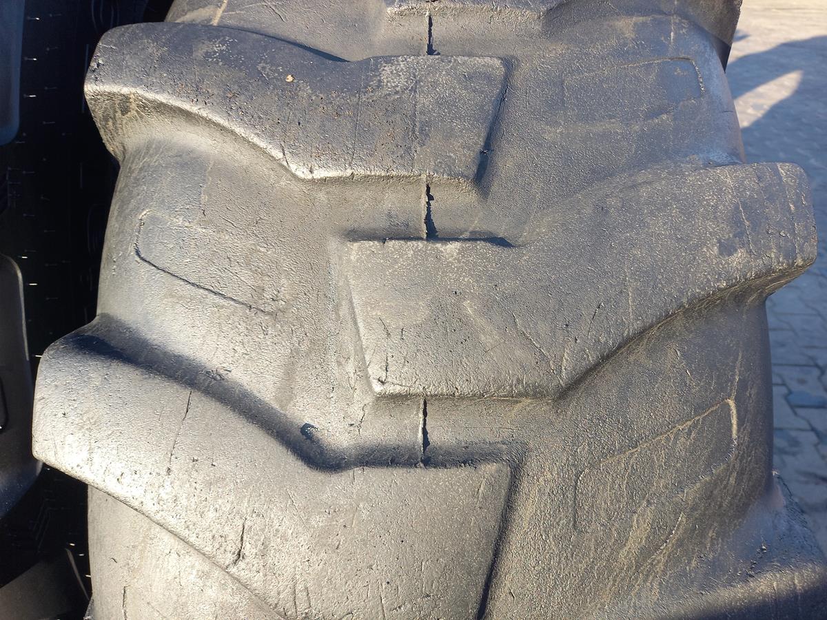 Opona używana przemysłowa 18.4-26 MRL TUTU 128 SUPERCAT 500zł W4671 - obrazek 6