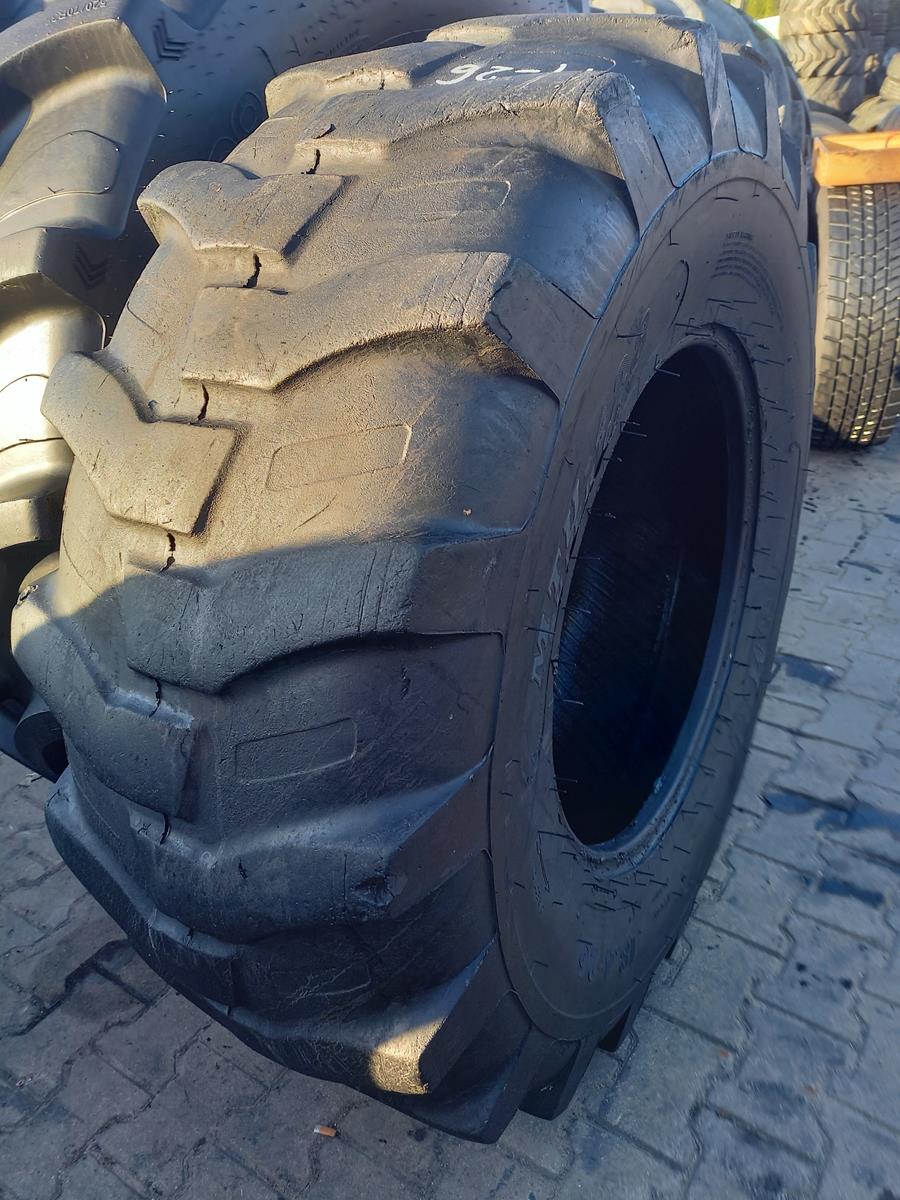 Opona używana przemysłowa 18.4-26 MRL TUTU 128 SUPERCAT 500zł W4671 - obrazek 5