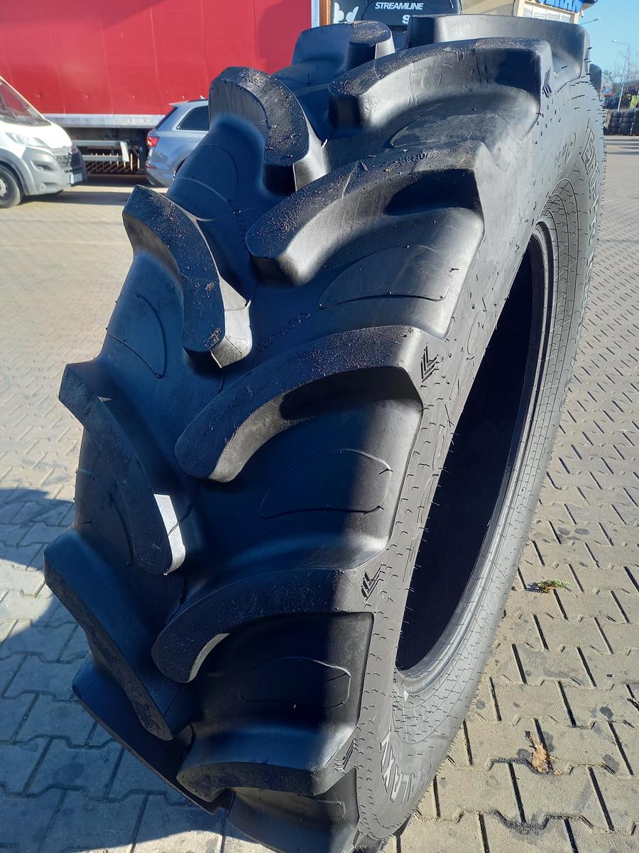 Opona używana rolnicza 520/70R38 GALAXY EARTH RADIAL 700 1800zł W4672 - obrazek 11