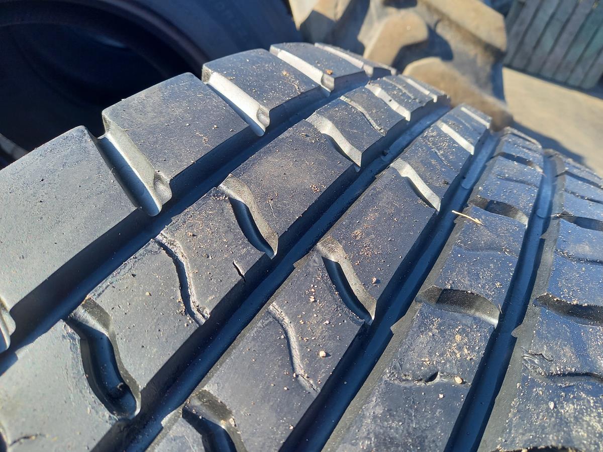 4x Opona używana ciężarowa 315/70R22.5 GOODYEAR 350zł/szt. C2606 - obrazek 9