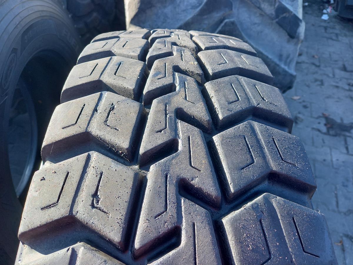 Opona używana ciężarowa 295/80R22.5 FULLRUN 550zł C2607 - obrazek 4