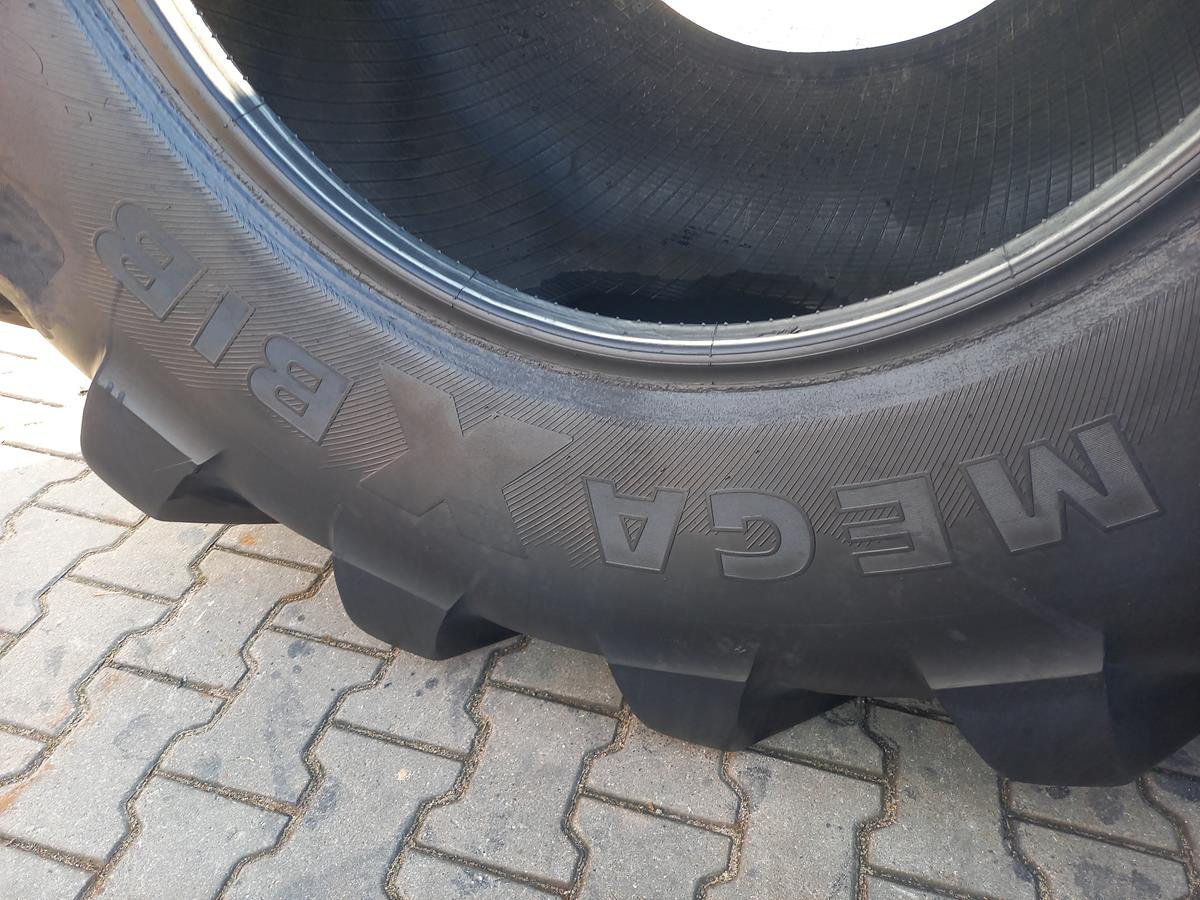 Opona używana rolnicza 1050/50R32 MICHELIN MEGAXBIB 5900zł W4677 - obrazek 11