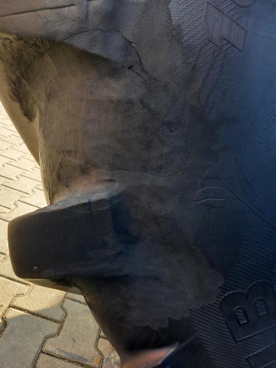 Opona używana rolnicza 1050/50R32 MICHELIN MEGAXBIB 5900zł W4677 - obrazek 9